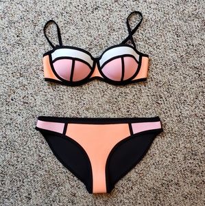 Triangl Bikini